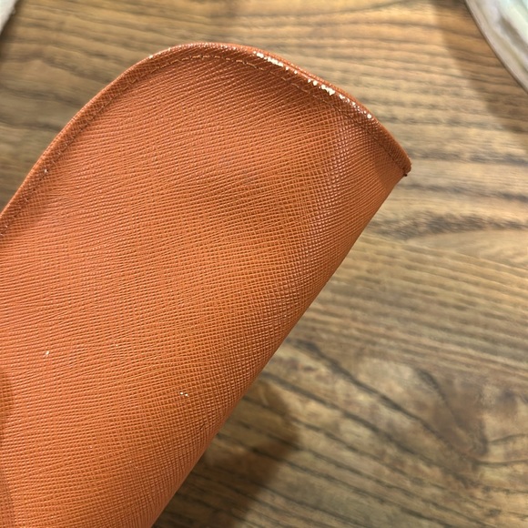 TORY BURCH SUNGLASSES CASE - Picture 3 of 6